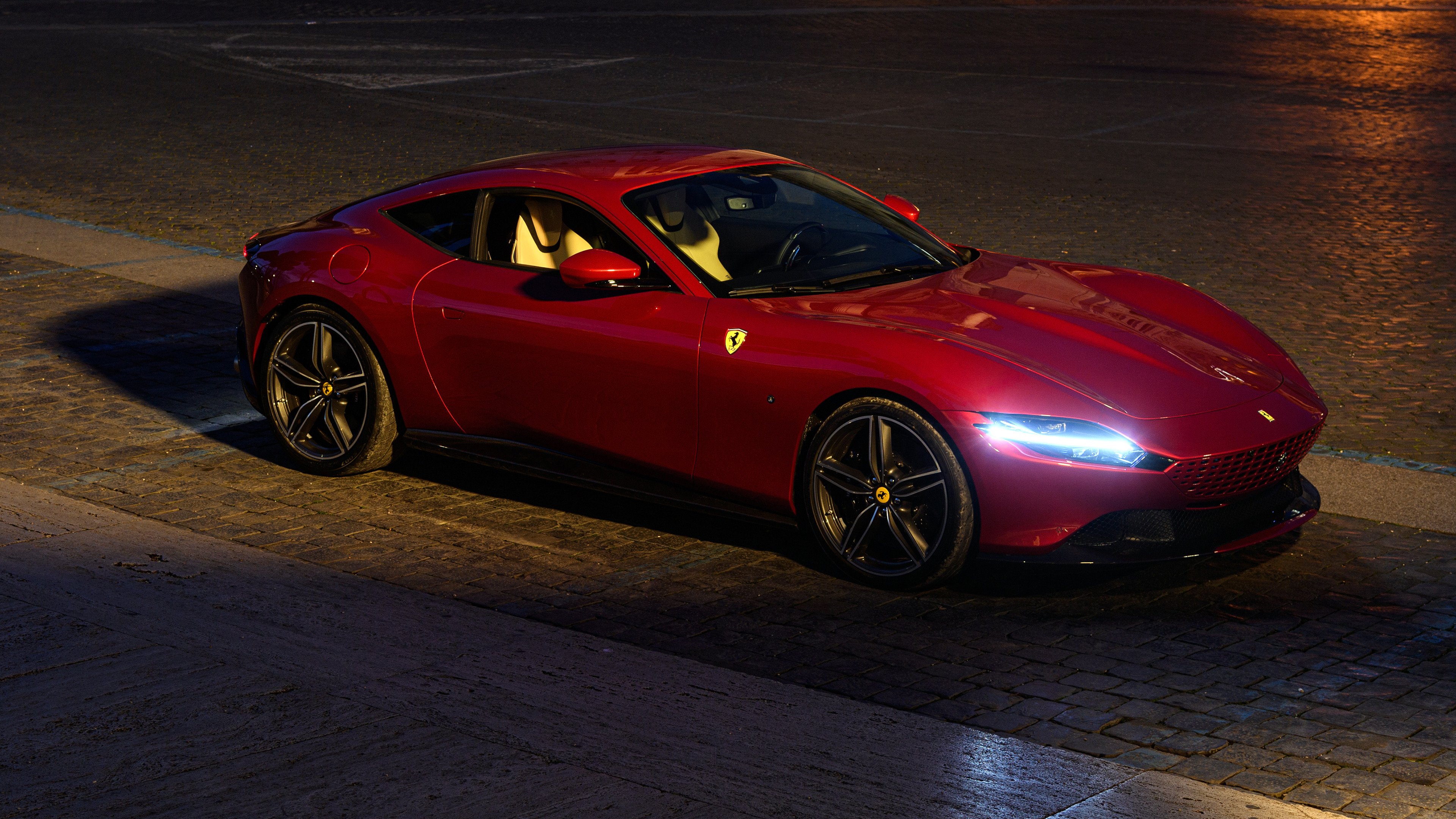 “青春启航”青少年篮球文化巡展在上海全面展开，弘扬体育精神