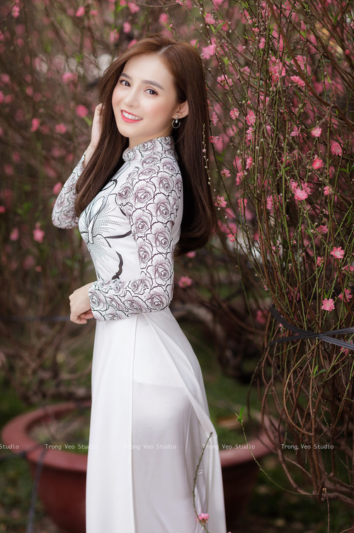 《电竞行业深度调研:从小众到主流的快速崛起》,电竞行业市场