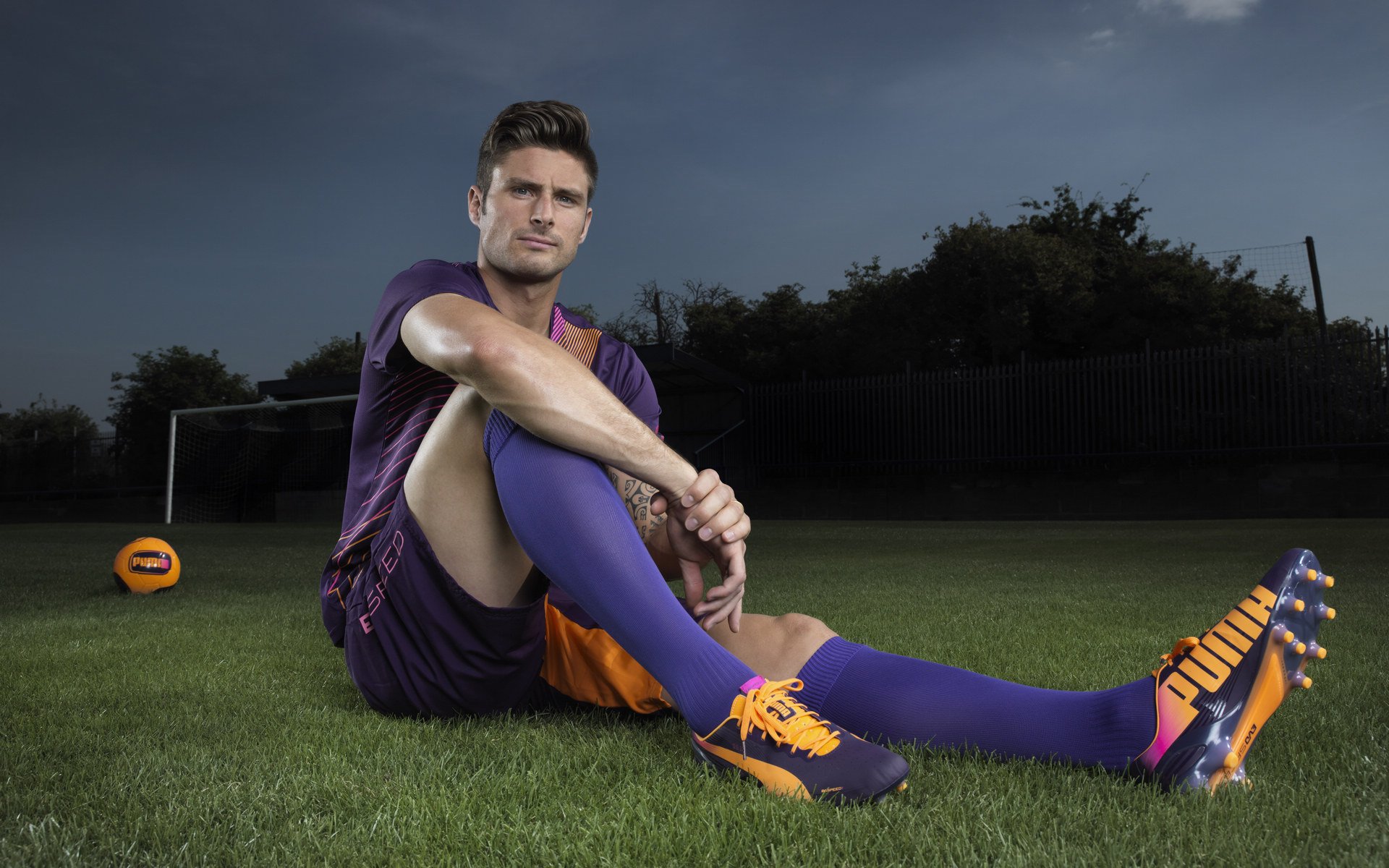 足球文化传承:不同地区的球迷热情与传统,足球文化精神传播