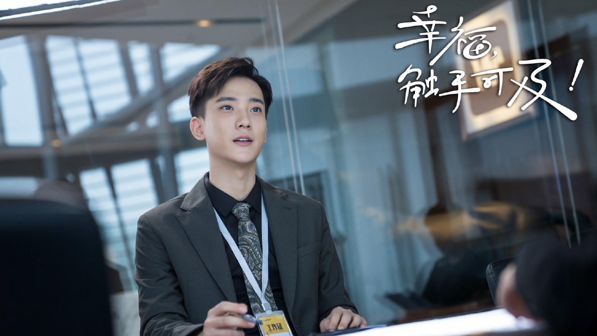 爱游戏中国官方网站平台-罗男子自由泳冲刺爆发惊艳泳池，男子自由泳运动员