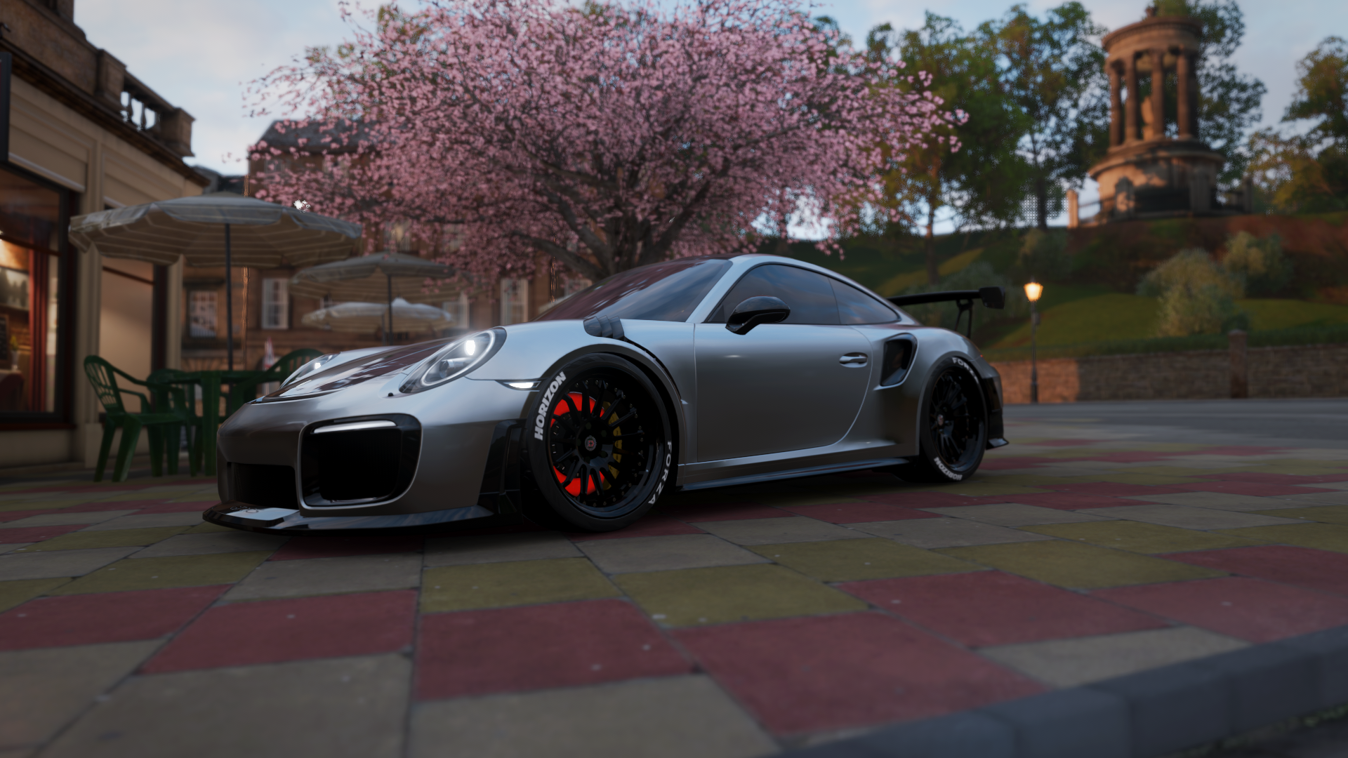 爱游戏娱乐-莱昂·马尔尚男子200米个人混合泳决赛强势夺冠，男子200米混合泳英国选手